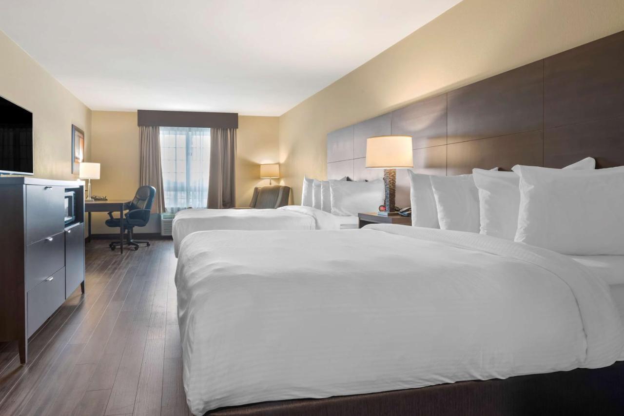Best Western Plus Saint John Hotel & Suites Bagian luar foto